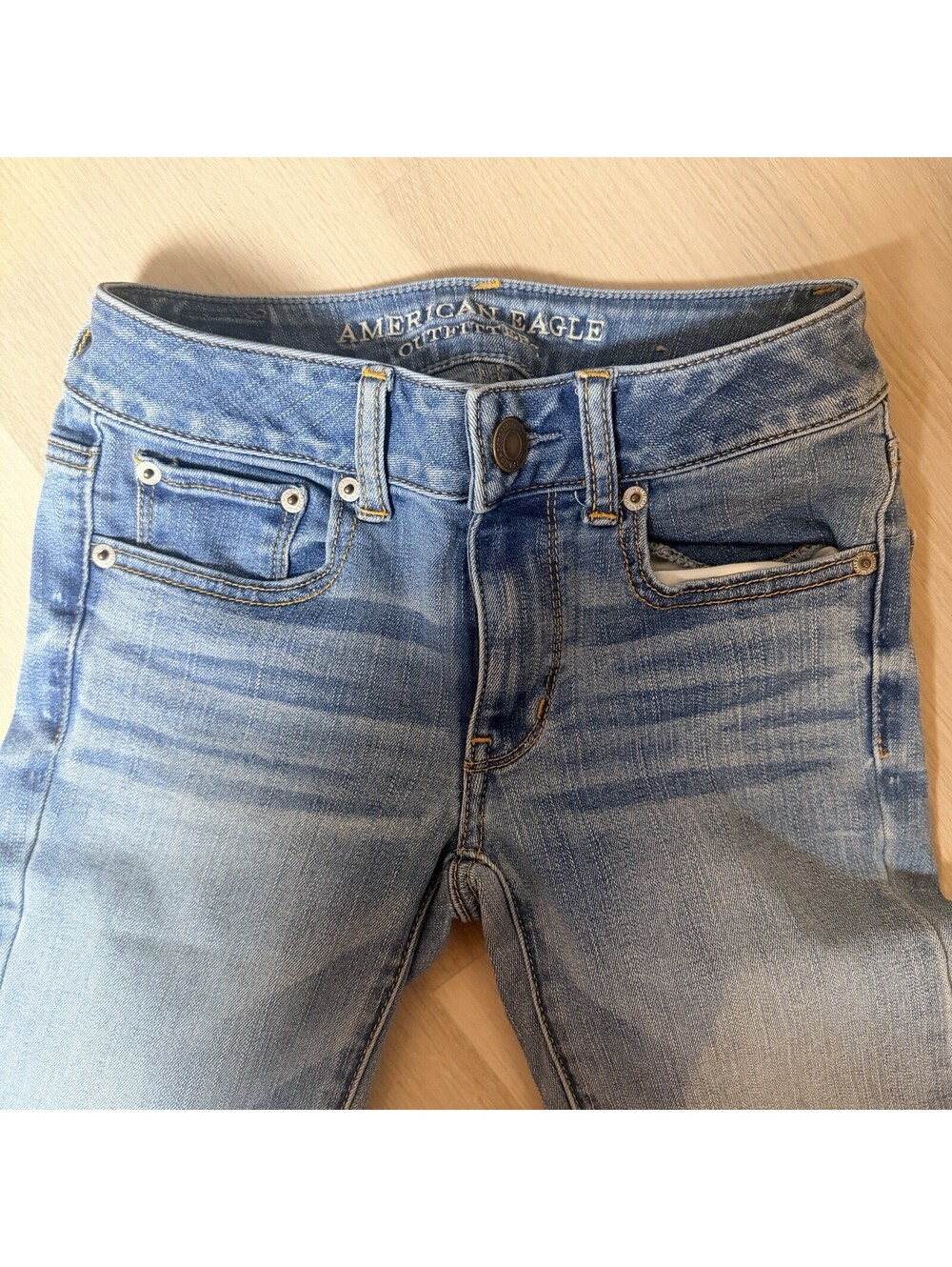 American Eagle Stright Super Stretch Womens Jean 00 Regular